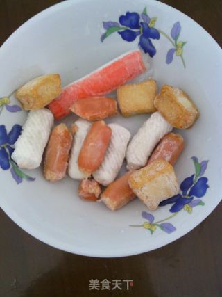 红色的汤——苋菜鱼豆腐汤的做法步骤：1
