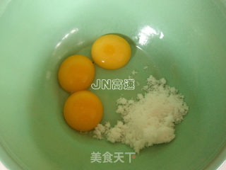 波点菠萝蛋糕卷的做法步骤：1