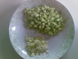 翡翠黄金炒饭的做法步骤：2