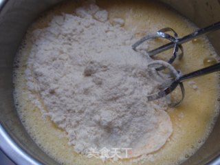 香甜松饼的做法步骤：2