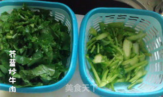 芥蓝炒牛肉的做法步骤：1