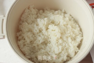 超简单美味的扬州炒饭的做法步骤：3