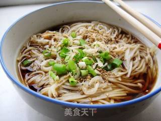 五分钟早餐：酱油面的做法步骤：6