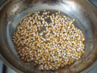 看球赛小零食：百分百成功爆米花的做法步骤：1