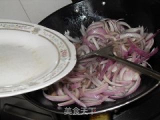洋葱炒牛肉的做法步骤：6