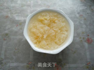 银耳樱桃汤的做法步骤：2