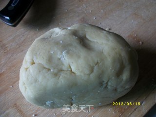 [父亲节］有关父亲的一种过年点心－鸡蛋酥饼的做法步骤：3