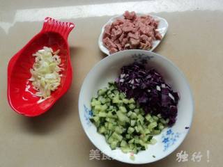 彩蔬蛋炒饭的做法步骤：2