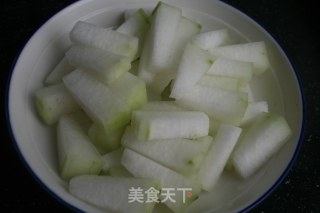 虾仁冬瓜条的做法步骤：1