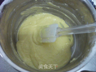 戚风蛋糕（用料简单，超级膨松）的做法步骤：5
