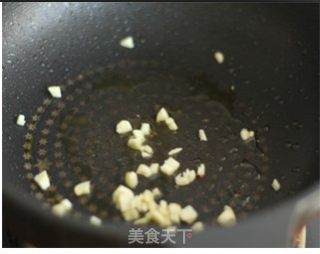 舌尖上的家乡(野菜篇）——猴腿菜炒肉丝（附肉丝滑嫩秘诀）的做法步骤：5