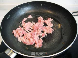 木耳干豆腐炒肉丝的做法步骤：3