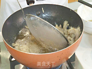 蒜香糖醋里脊的做法步骤：5