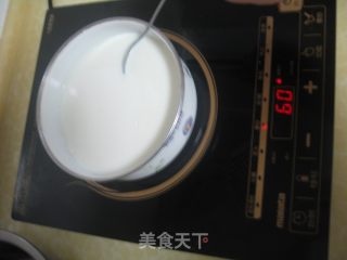 香滑焦糖布丁的做法步骤：2