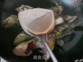 红烧弯丫鱼的做法步骤：5