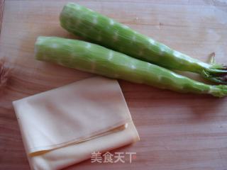凉拌莴苣百叶丝的做法步骤：1