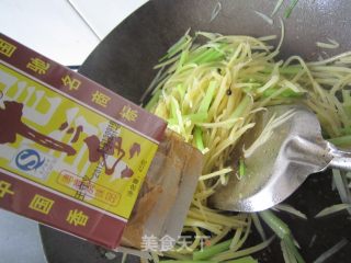 芹菜炒土豆丝的做法步骤：7
