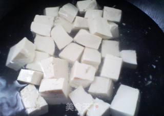 毛豆仁烧豆腐的做法步骤：4