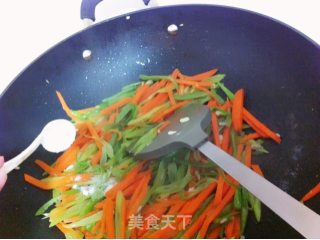 胡萝卜烩四季豆的做法步骤：8