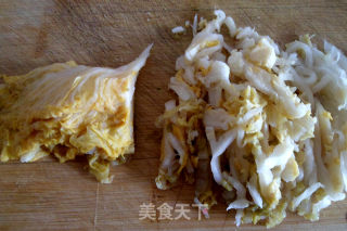 令人欲罢不能的——东北酸菜饺子的做法步骤：10