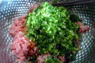 令人欲罢不能的——东北酸菜饺子的做法步骤：15