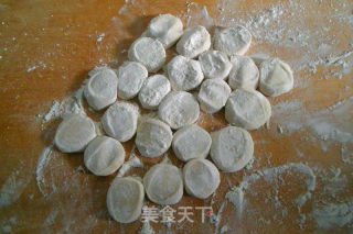 令人欲罢不能的——东北酸菜饺子的做法步骤：21