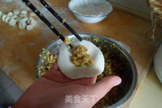 令人欲罢不能的——东北酸菜饺子的做法步骤：24