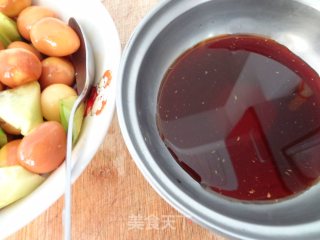 鱼香鹌鹑蛋的做法步骤：4