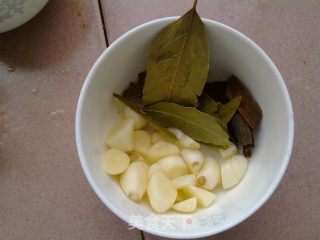 麻辣酱香鸡腿的做法步骤：3