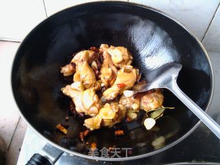 麻辣酱香鸡腿的做法步骤：5