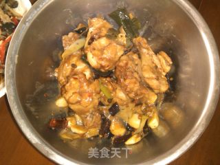 麻辣酱香鸡腿的做法步骤：7