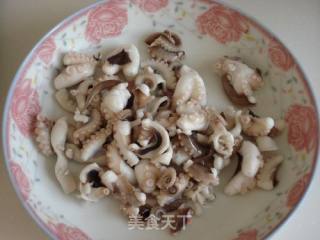 黄瓜豆干炒八带的做法步骤：4