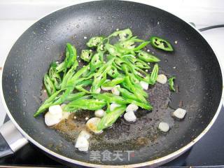 杭椒鸡丁小炒的做法步骤：7
