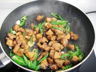 杭椒鸡丁小炒的做法步骤：8