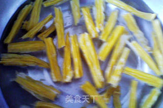 香芹拌腐竹的做法步骤：1