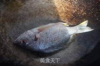 豆瓣烧黄翅鱼的做法步骤：2