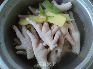 香辣凤爪的做法步骤：3