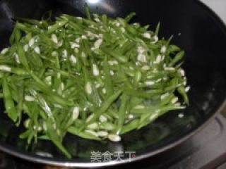 炒四季豆的做法步骤：2