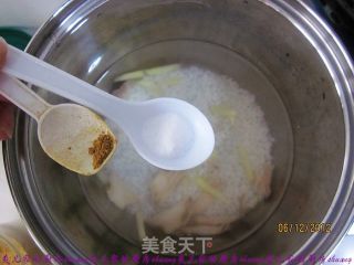 鲍鱼粥的做法步骤：2
