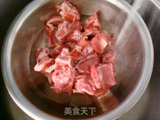 叉烧小排的做法步骤：2