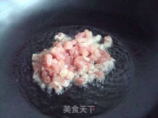 酸豇豆炒肉丁的做法步骤：4