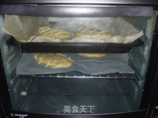 网纹沙拉包的做法步骤：16
