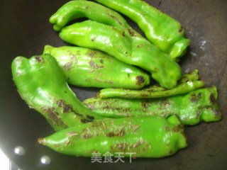 糖醋虎皮尖椒的做法步骤：3