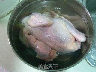 清蒸童子鸡的做法步骤：1