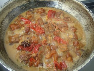 红烧猪蹄（干豇豆版）的做法步骤：4