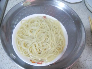 茄汁意面的做法步骤：3