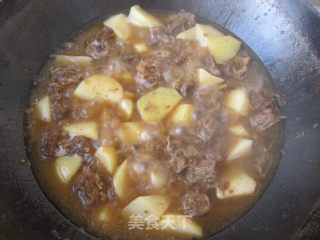 牛肉炖土豆的做法步骤：9