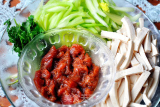 肉炒千页豆腐的做法步骤：1