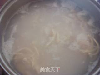 香菇鸡脯粥的做法步骤：10