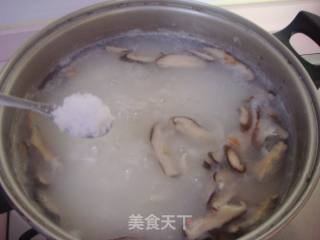 香菇鸡脯粥的做法步骤：12